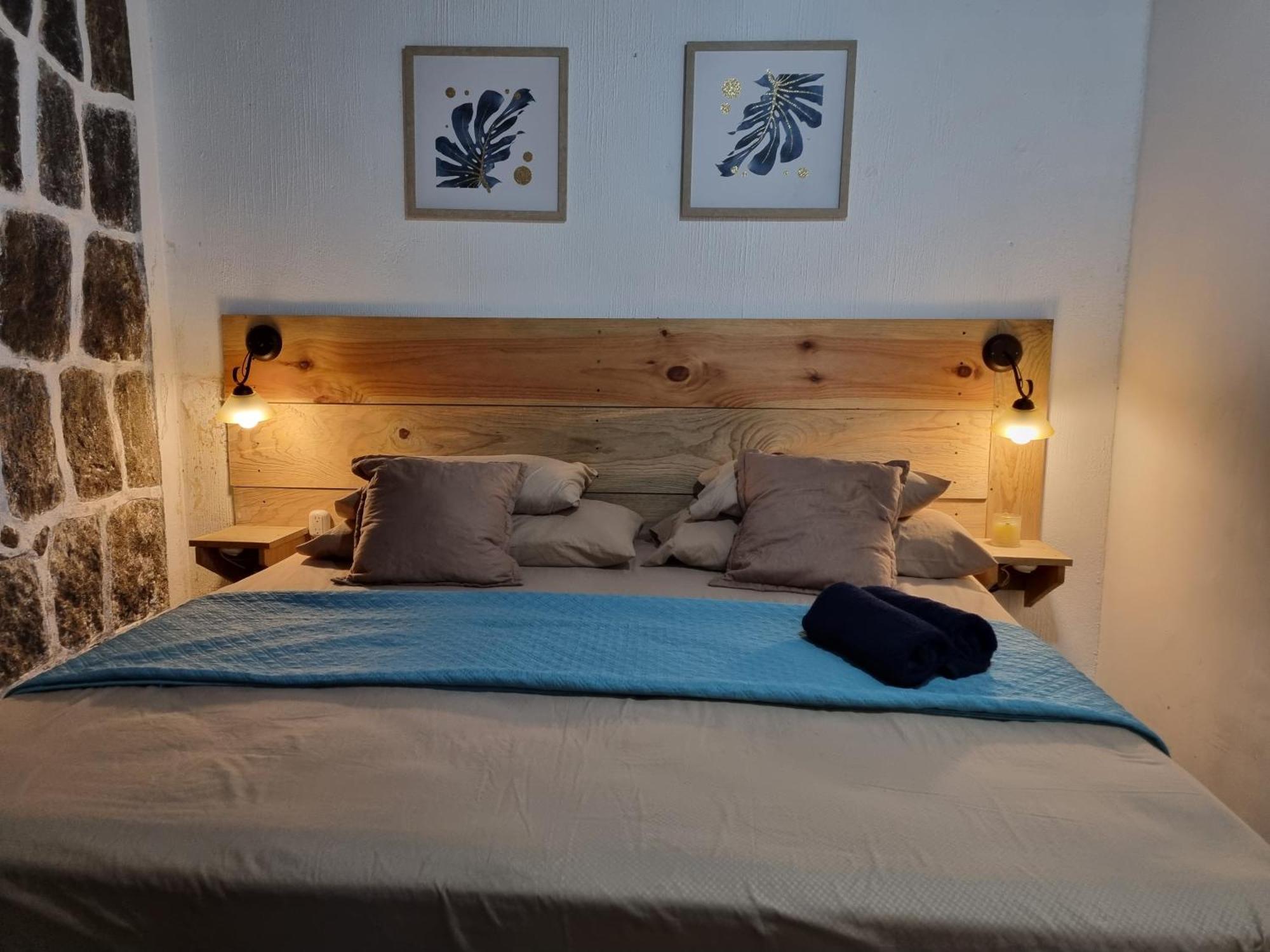 Casas Cristalinas San Pedro La Laguna